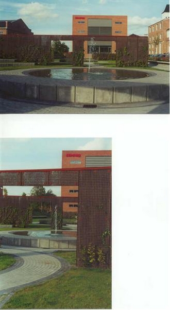 u_spejlbassiner_med_2_stk_springvand_paa_linie_afstand_ca_150_m_ved_aarhus_kobmandsskole